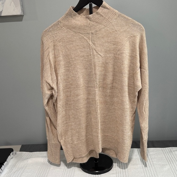 Banana Republic Men's Beige Turtleneck Sweater - Picture 1 of 8